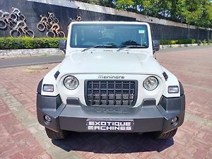 Second Hand Mahindra Thar LX Hard Top Diesel MT RWD in Lucknow