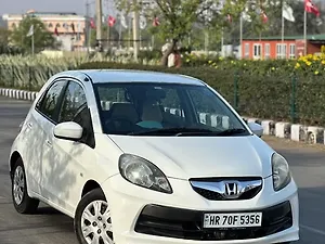 Second Hand होंडा ब्रियो एस एमटी in चंडीगढ़