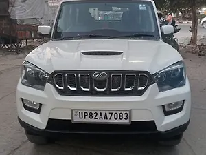 Second Hand महिंद्रा स्कॉर्पियो s10 4डब्ल्यूडी इंटेली-हाइब्रिड in आगरा