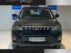Second Hand Mahindra XUV300 W6 1.5 Diesel in Jaipur
