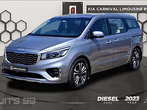 Second Hand Kia Carnival Limousine Plus 7 STR in Chennai