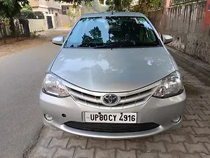 Second Hand Toyota Etios Liva V in Agra