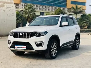Second Hand महिंद्रा स्कॉर्पियो Z8 l डीज़ल एटी 2डब्ल्यूडी 7 सीटर [2022] in मोहाली