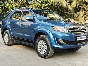 Second Hand Toyota Fortuner 3.0 4x2 AT in Mumbai