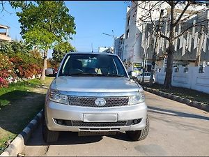 Second Hand टाटा सफारी 2.2 lx 4x2 in मोहाली