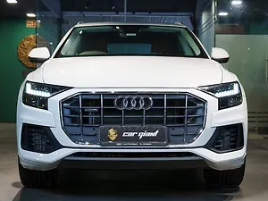 Second Hand Audi Q8 Celebration in Delhi
