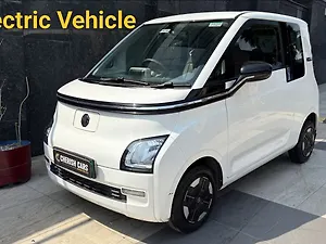 Second Hand MG Comet EV Pace in Delhi