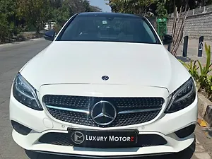 Second Hand मर्सिडीज़ बेंज़ सी-क्लास c 220d प्रोग्रेसिव [2018-2019] in बैंगलोर