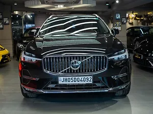 Second Hand वॉल्वो xc60 b5 अल्टीमेट in दिल्ली