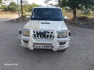 Second Hand Mahindra Scorpio VLX 2WD AT BS-IV in Hyderabad