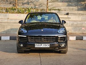 Second Hand Porsche Cayenne Platinum Edition Diesel in Pune