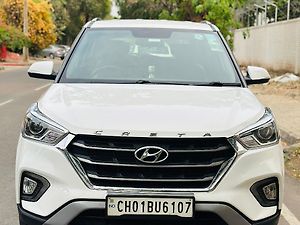 Second Hand हुंडई क्रेटा sx प्लस 1.6 पेट्रोल in पंचकुला