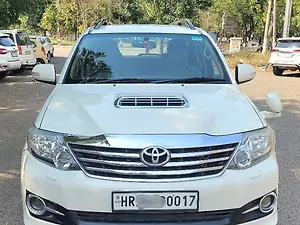 Second Hand टोयोटा फ़ॉर्च्यूनर 3.0 4x2 ऑटोमैटिक in पंचकुला