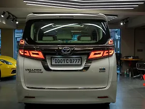 Second Hand Toyota Vellfire VIP – Executive Lounge in Delhi