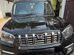 Second Hand Mahindra Scorpio S11 MT 7S in Lucknow