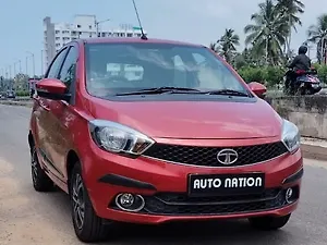 Second Hand Tata Tiago Revotron XZA Plus in Thiruvananthapuram