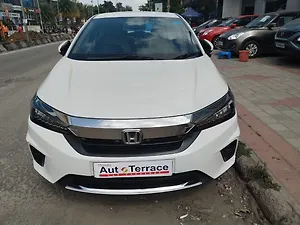 Second Hand होंडा सिटी ZX Petrol CVT [2023-2025] in बैंगलोर