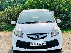 Second Hand Honda Brio S MT in Vapi