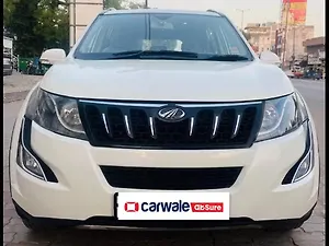 Second Hand महिंद्रा XUV500 w10 in कानपुर