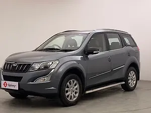 Second Hand Mahindra XUV500 W10 in Chandigarh