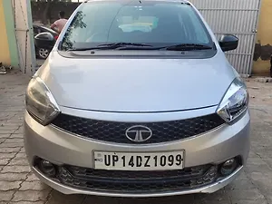 Second Hand टाटा टियागो रेवोटॉर्क xe in कानपुर