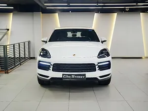 Second Hand Porsche Cayenne S Petrol in Delhi