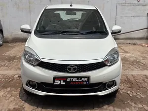 Second Hand Tata Tiago Revotron XZ in Agra