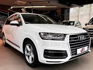 Second Hand Audi Q7 45 TDI Technology Pack in Ahmedabad