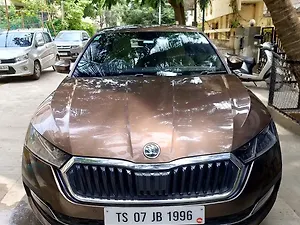 Second Hand स्कोडा ऑक्टाविया l&k 2.0 in हैदराबाद
