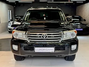 Second Hand Toyota Land Cruiser LC 200 VX in Pune