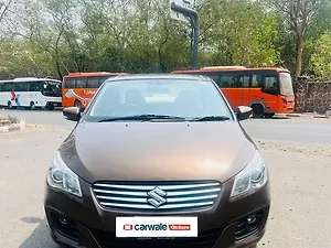 Second Hand मारुति सुज़ुकी सियाज वीडीआई (ओ) एसएचवीएस in दिल्ली