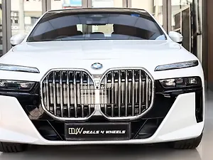 Second Hand BMW 7-Series 740i M Sport in Delhi
