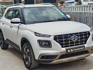 Second Hand हुंडई वेन्यू sx 1.4  crdi in मैसूर