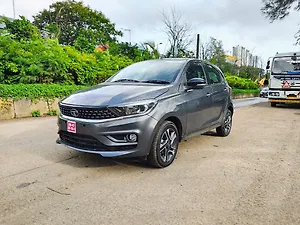 Second Hand Tata Tiago XZA Plus Dual Tone [2023-2025] in Mumbai