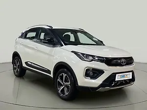 Second Hand टाटा नेक्सन xz प्लस (hs) डार्क इडिशन in चंडीगढ़