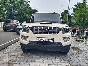 Second Hand महिंद्रा स्कॉर्पियो s5 2डब्ल्यू 7 str in कानपुर
