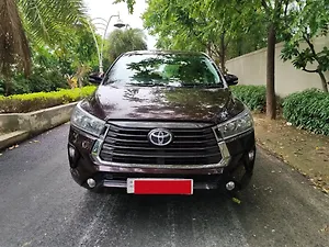 Second Hand टोयोटा इनोवा क्रिस्टा 2.8 gx 7 str [2016-2020] ऑटोमैटिक in लुधियाना