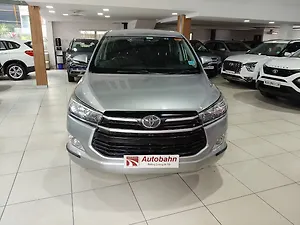 Second Hand Toyota Innova Crysta 2.8 GX AT 7 STR [2016-2020] in Bangalore