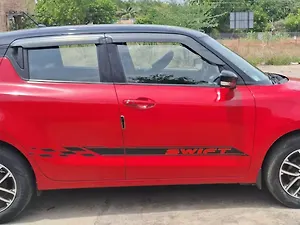 Second Hand मारुति सुज़ुकी स्विफ़्ट zxi प्लस एएमटी [2021-2023] in मदुरई