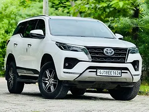 Second Hand Toyota Fortuner 2.8 4x2 AT [2016-2020] in Ahmedabad