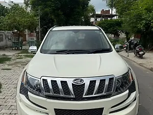 Second Hand Mahindra XUV500 W8 2013 in Agra