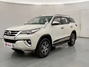 Second Hand Toyota Fortuner 2.8 4x2 AT [2016-2020] in Lucknow