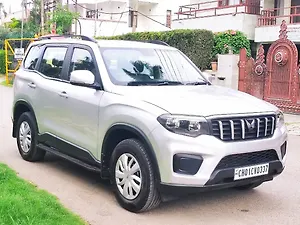 Second Hand Mahindra Scorpio Z4 Diesel MT 2WD 7 STR in Chandigarh
