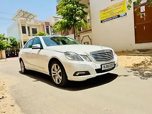 Second Hand मर्सिडीज़ बेंज़ E-क्लास 220 सीडीआई एमटी अवंतगार्डे in जयपुर