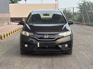Second Hand Honda Jazz V AT Petrol in Kolkata