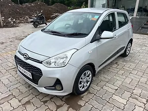 Second Hand Hyundai Grand i10 Sportz 1.1 CRDi Special Edition [2016-2017] in Aurangabad