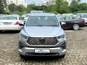 Second Hand टोयोटा इनोवा हायक्रॉस ZX (o) हाइब्रिड 7 सीटर in मुंबई