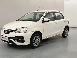 Toyota Etios Liva V