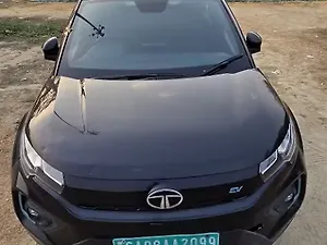 Tata Nexon EV XZ Plus LUX Dark Edition