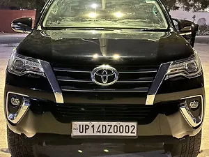 Toyota Fortuner 2.8 4x4 AT